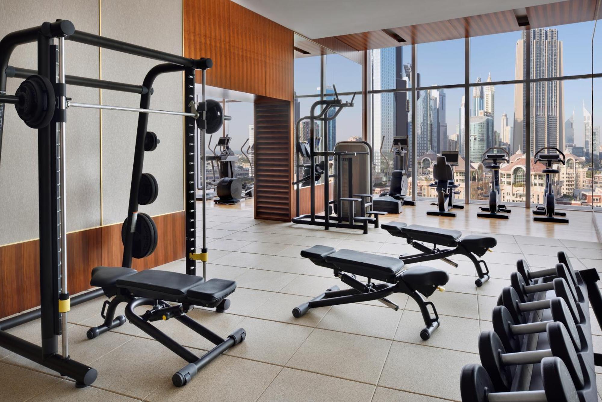 Kempinski The Boulevard Dubái Exterior foto The gym at the Westin Dubai